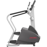 Life Fitness Integrity CLSS Stair Stepper (Remanufactured)